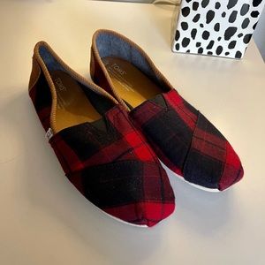 Women’s Plaid print Toms